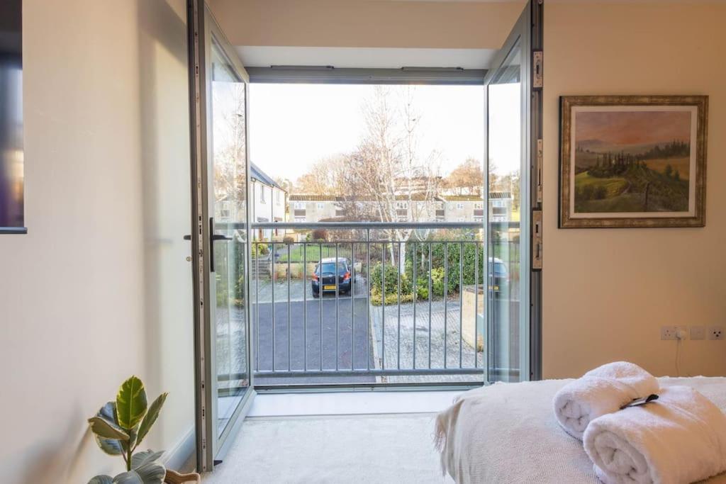The Wellness Lodge- Gym, Table Tennis, Cinema, Parking And More! Bath Exterior photo