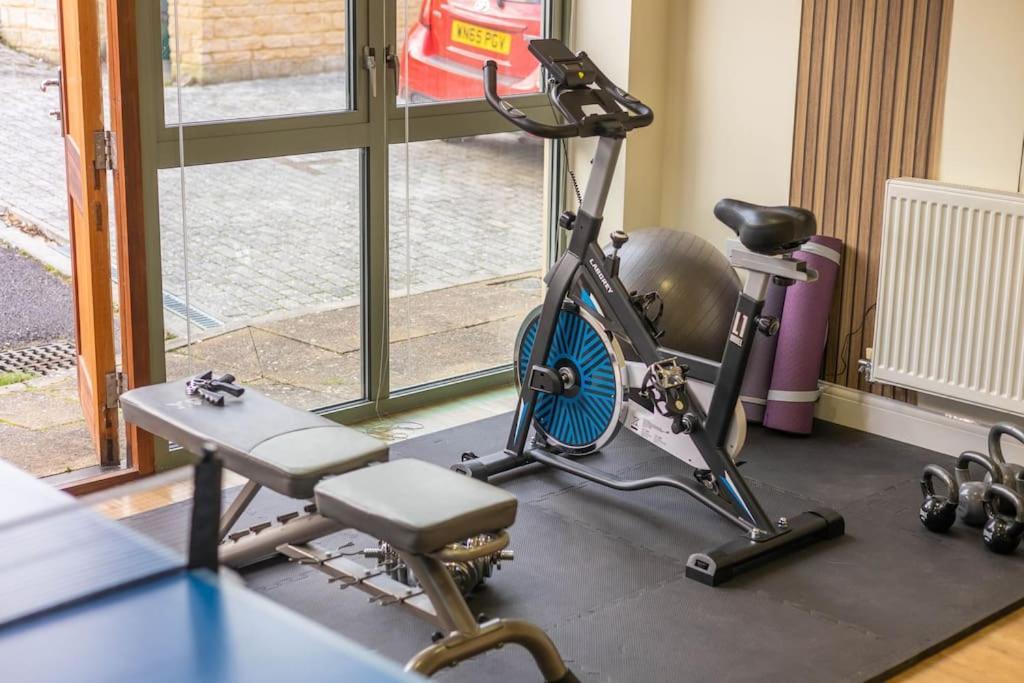The Wellness Lodge- Gym, Table Tennis, Cinema, Parking And More! Bath Exterior photo